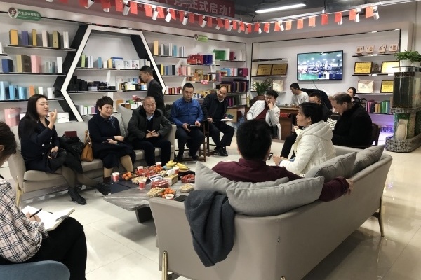 考察學習，賦能交流——明亮照明總經(jīng)理荊明慧蓄勢賦能進行時